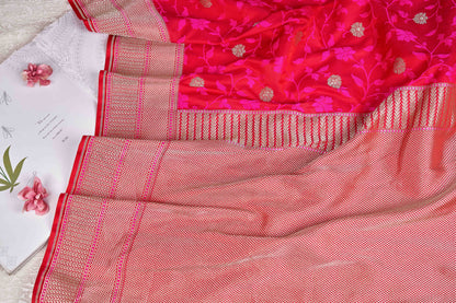 Fuschsia Mushru Kadwa Floral Handwoven Banarasi saree