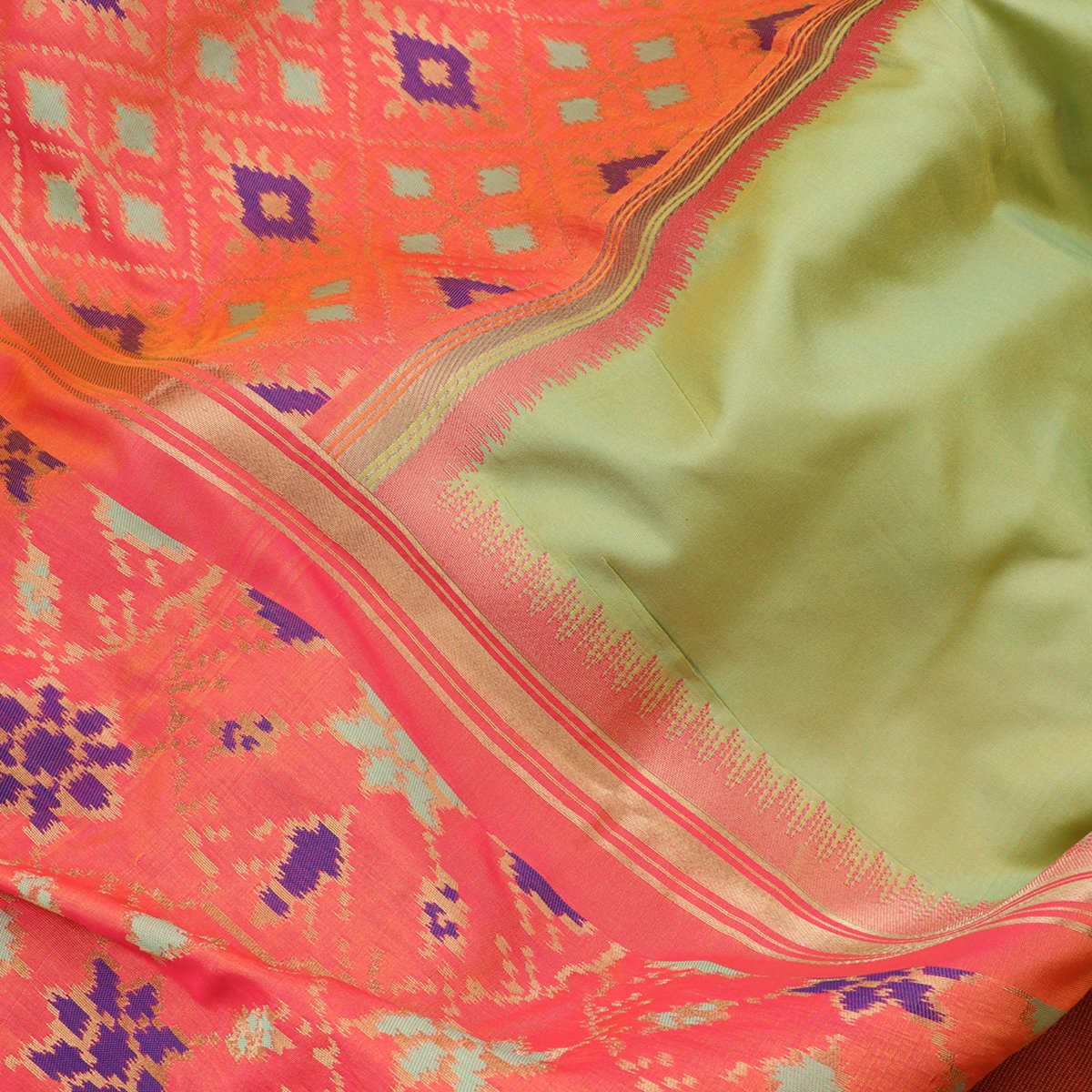 Handwoven Mint Green Single Ikat Rajkot Dupatta - WIISHNIKARIDNAM0089 - Fabric View