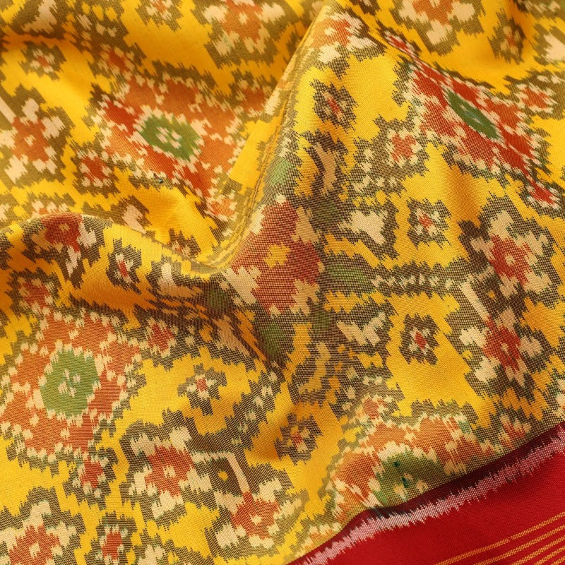 Handwoven Sunshine Yellow Rajkot Single lkat Patola Silk Sari - WIIPATANARIDNAM921118 - Fabric View