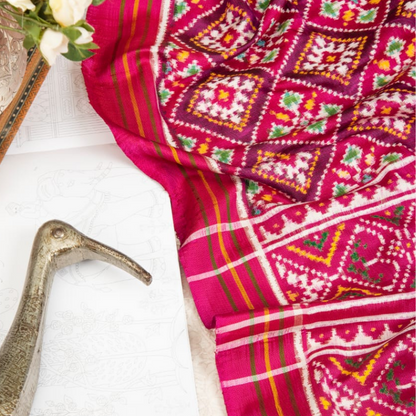 Magenta Navaratna Motif Patan Patola Dupatta